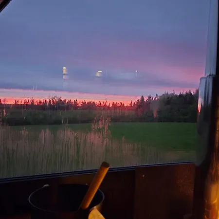 Kyyveden Kartano Vaarinhuone 15 *